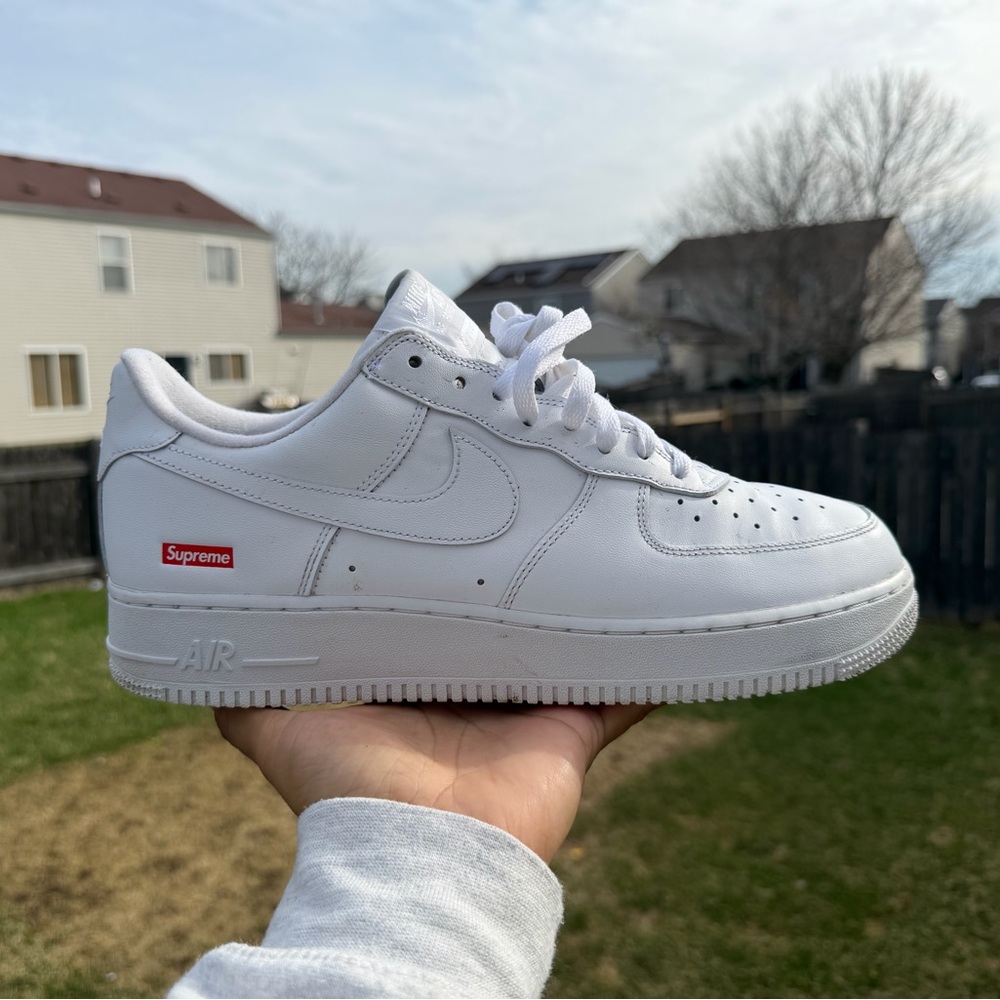 Supreme x Nike Air Force 1 Low 'Box Logo’ Men’s Shoes